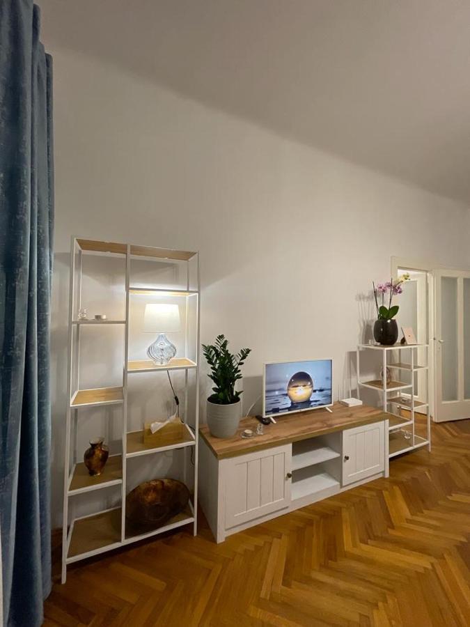 Cityviews Apartment Cluj Екстер'єр фото
