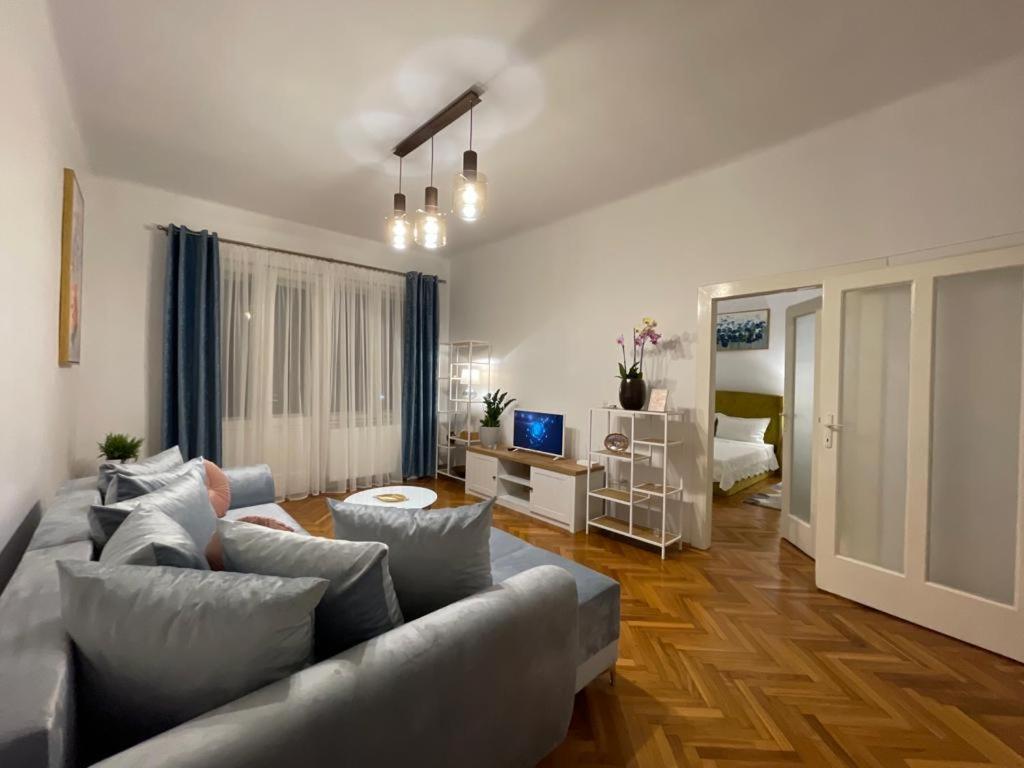 Cityviews Apartment Cluj Екстер'єр фото